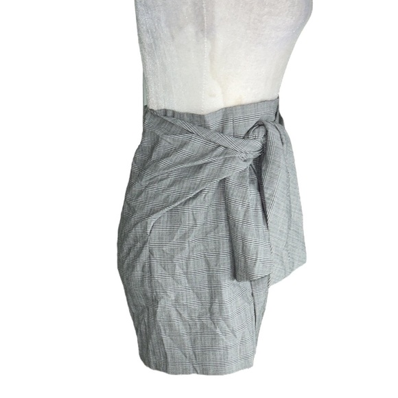 Zara Black White Houndstooth Plaid Ruched Wrap Asymmetrical Mini Skirt - XS - Picture 10 of 16